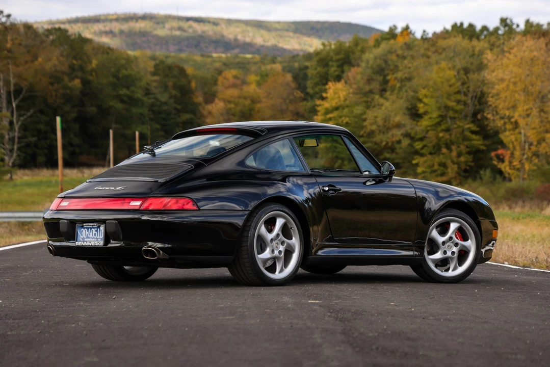 1996 Porsche 993 Carrera 4S - Image 15 of 31