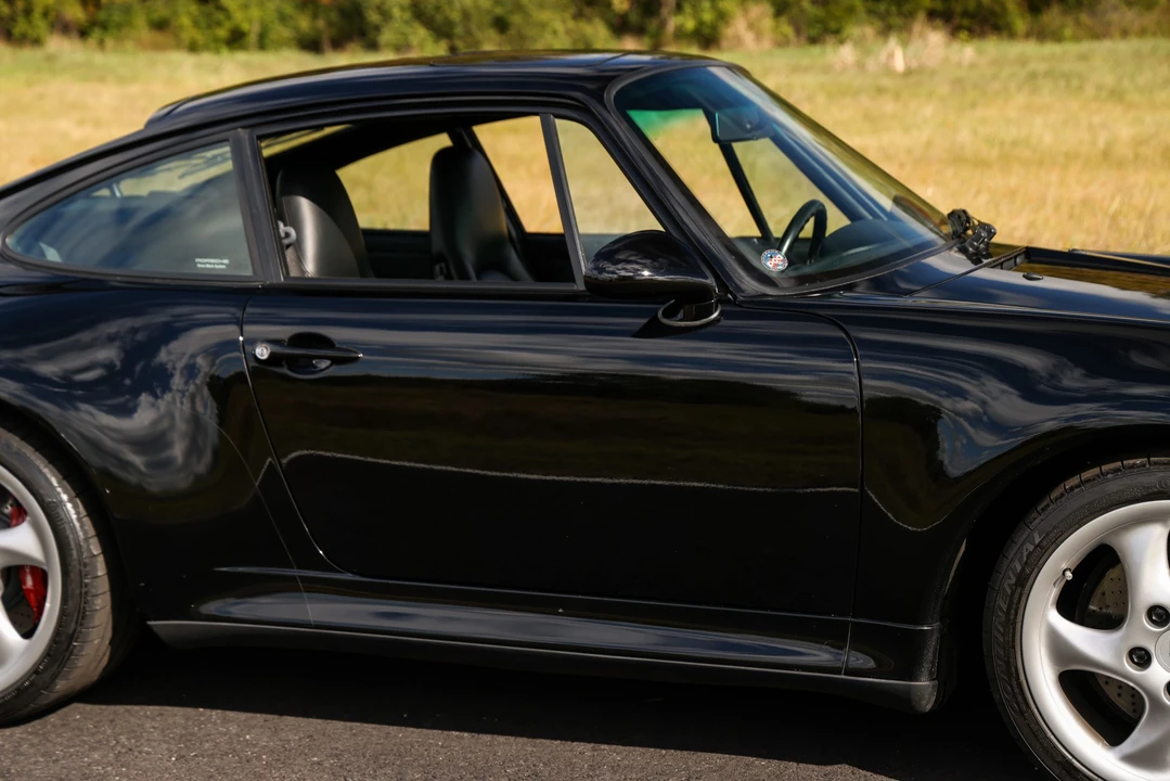 1996 Porsche 993 Carrera 4S - Image 27 of 31