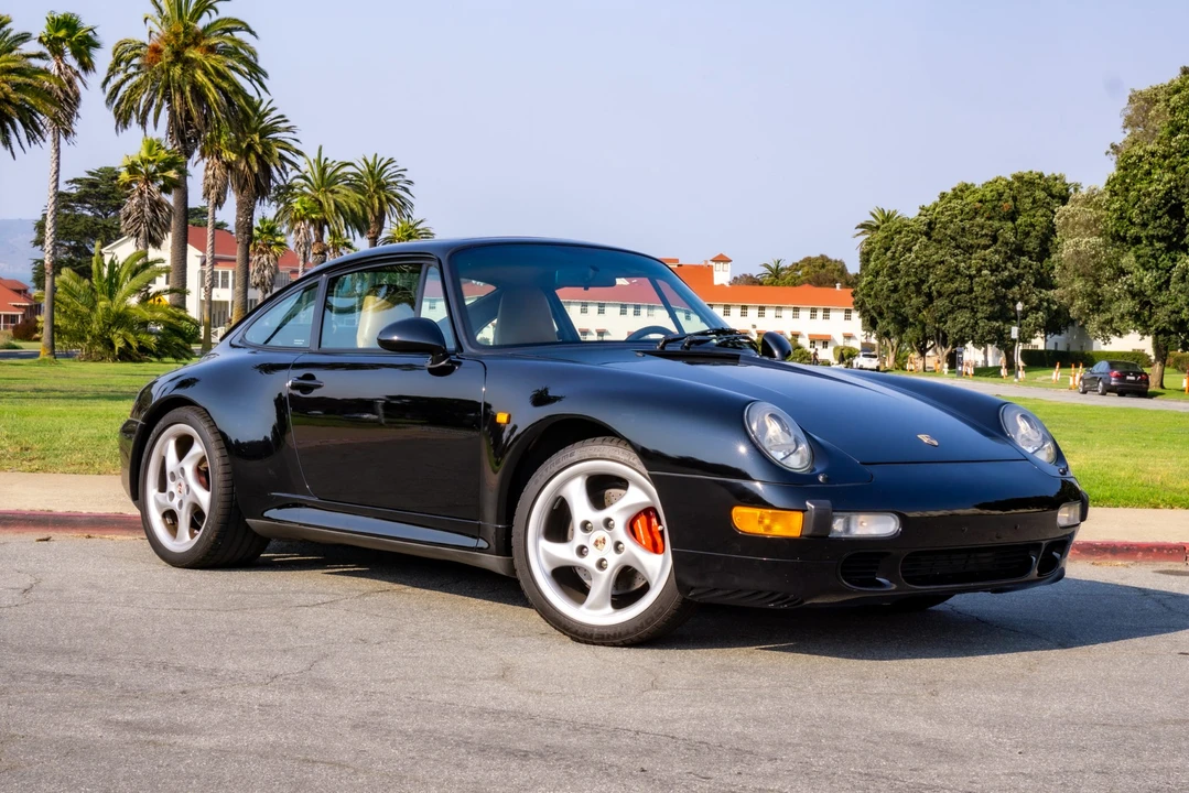 1996 Porsche 993 Carrera 4S - Image 5 of 31