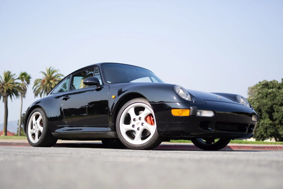 1996 Porsche 993 Carrera 4S - Image 6 of 31