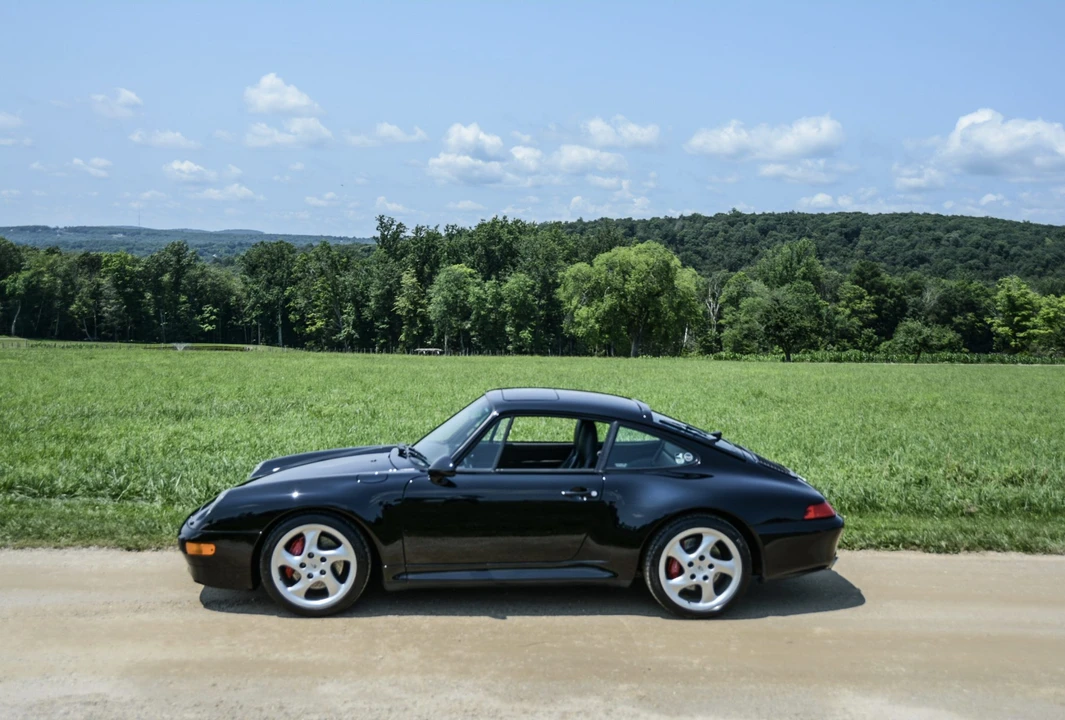 1996 Porsche 993 Carrera 4S - Image 6 of 31