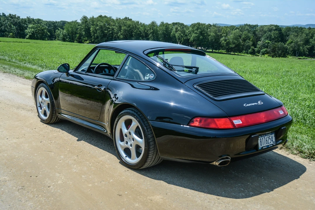 1996 Porsche 993 Carrera 4S - Image 9 of 31