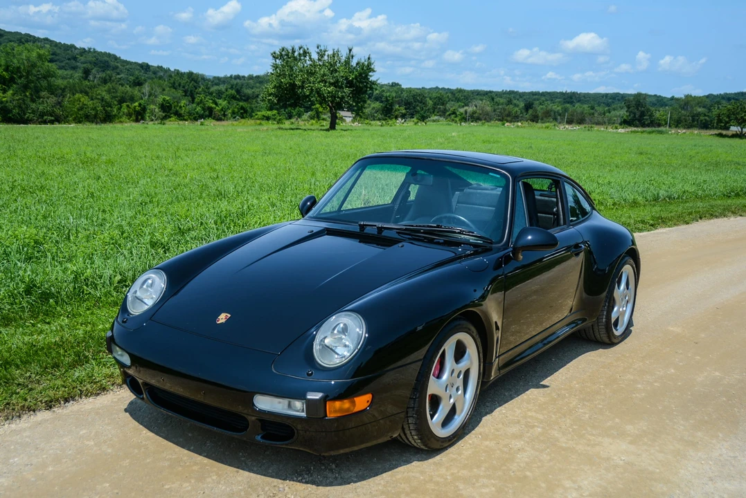 1996 Porsche 993 Carrera 4S - Image 5 of 31