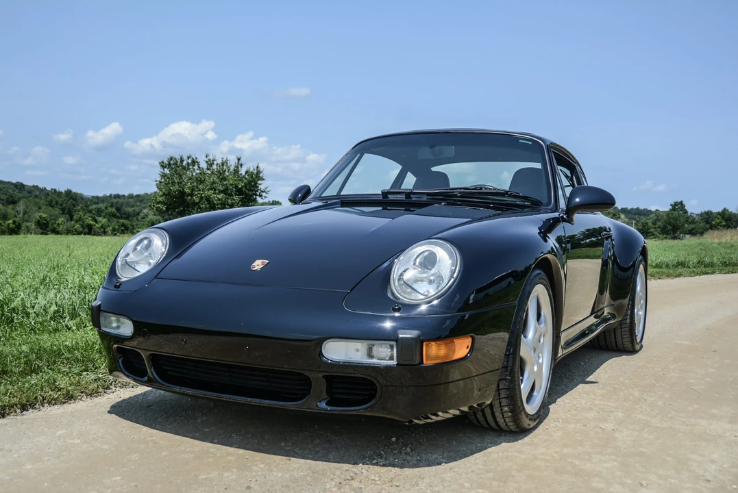 1996 Porsche 993 Carrera 4S - Image 3 of 31