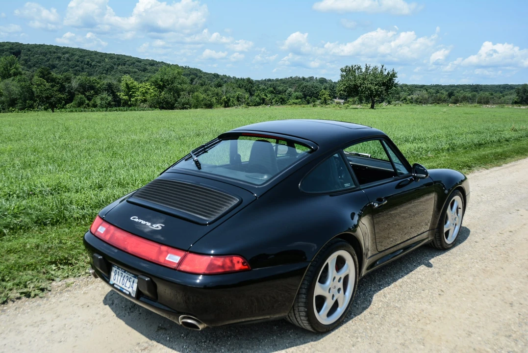 1996 Porsche 993 Carrera 4S - Image 14 of 31