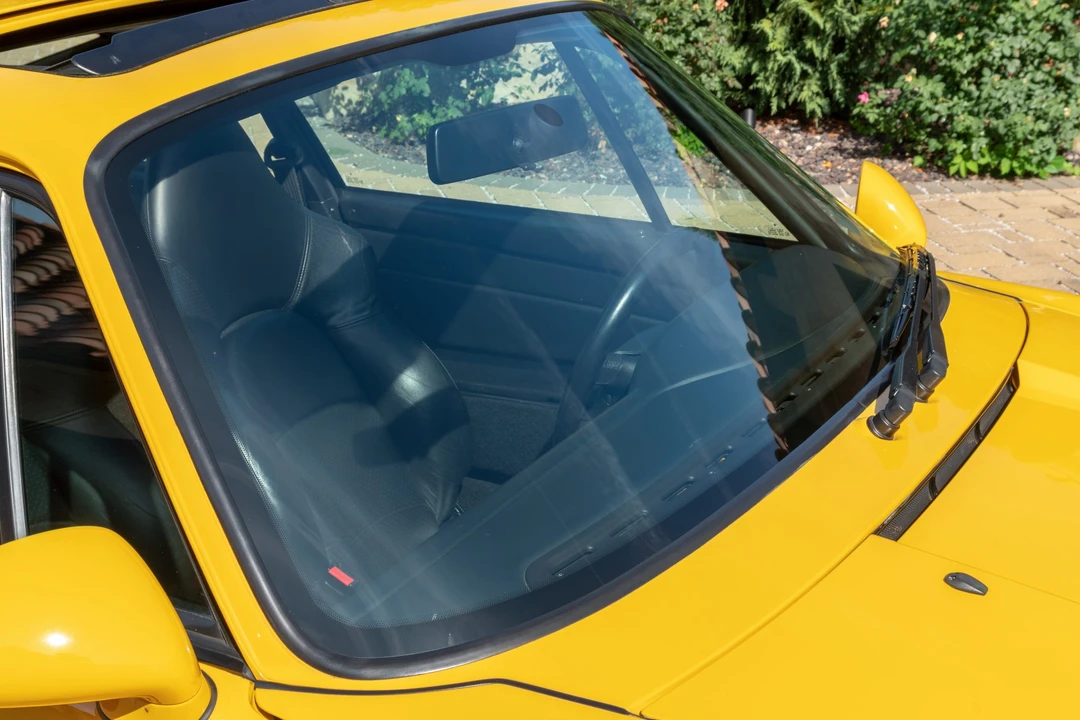 1996 Porsche 993 Carrera 4S - Image 27 of 31
