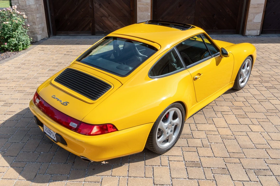 1996 Porsche 993 Carrera 4S - Image 12 of 31