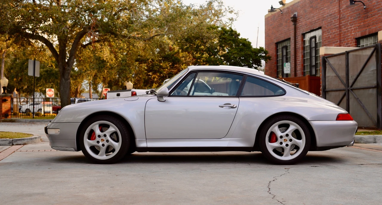 1996 Porsche 993 Carrera 4S - Image 11 of 31