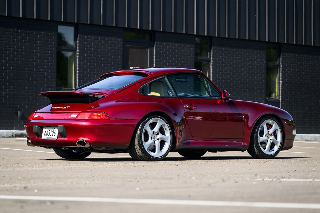 1996 Porsche 993 Carrera 4S - Image 14 of 31