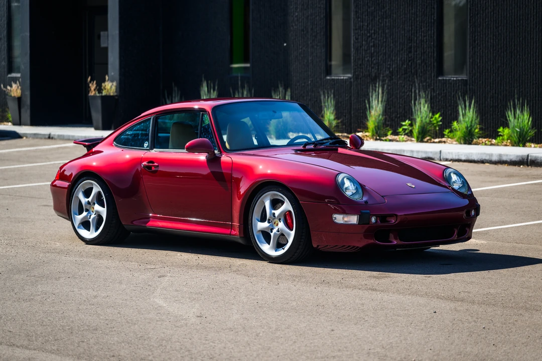 1996 Porsche 993 Carrera 4S - Image 10 of 31