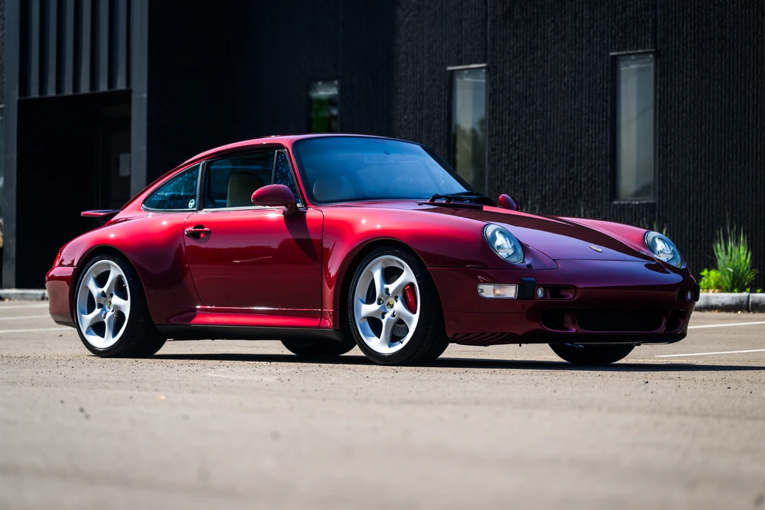1996 Porsche 993 Carrera 4S - Image 9 of 31