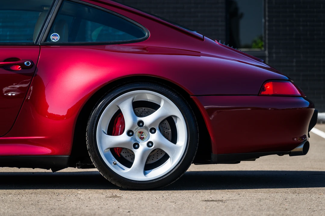 1996 Porsche 993 Carrera 4S - Image 29 of 31
