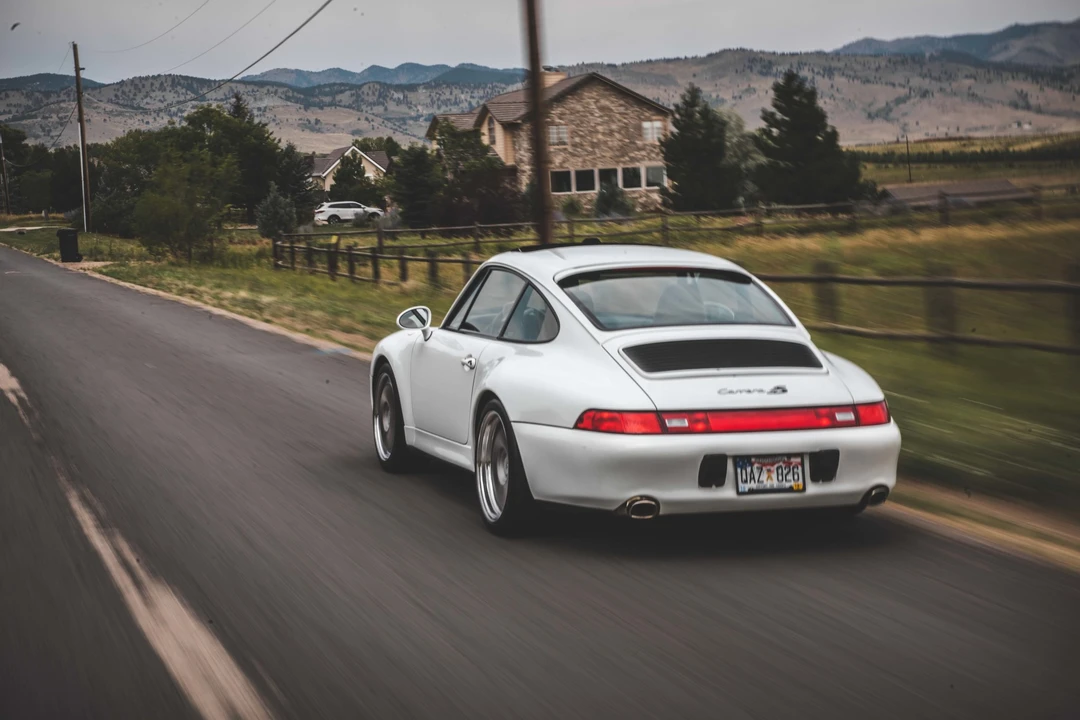 1996 Porsche 993 Carrera 4S - Image 8 of 31