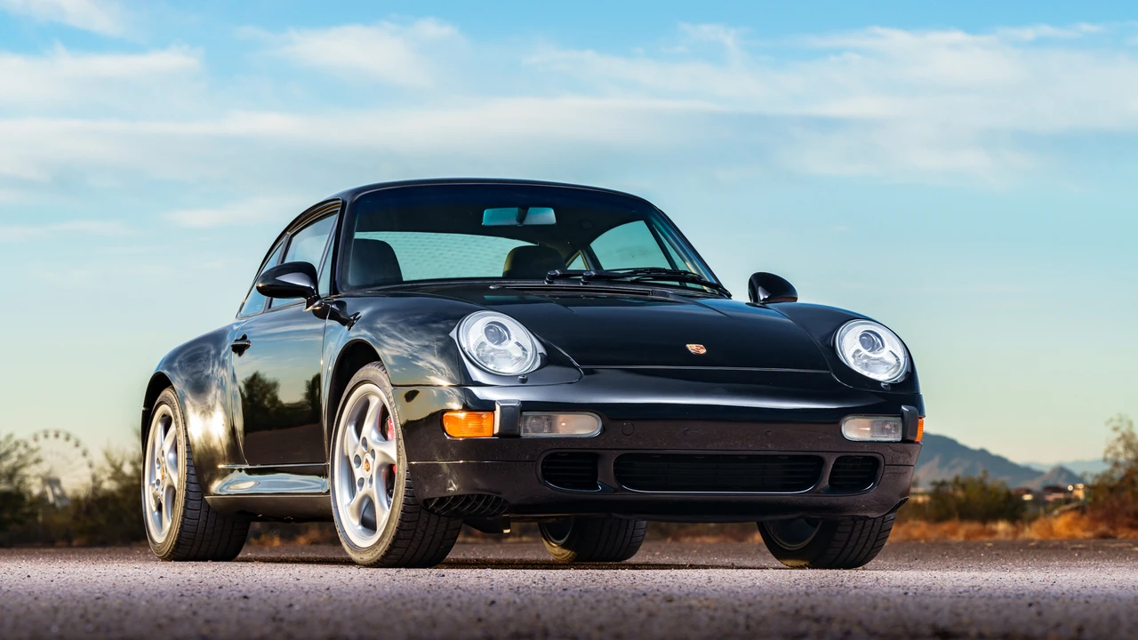 1996 Porsche 993 Carrera 4S - Image 8 of 31