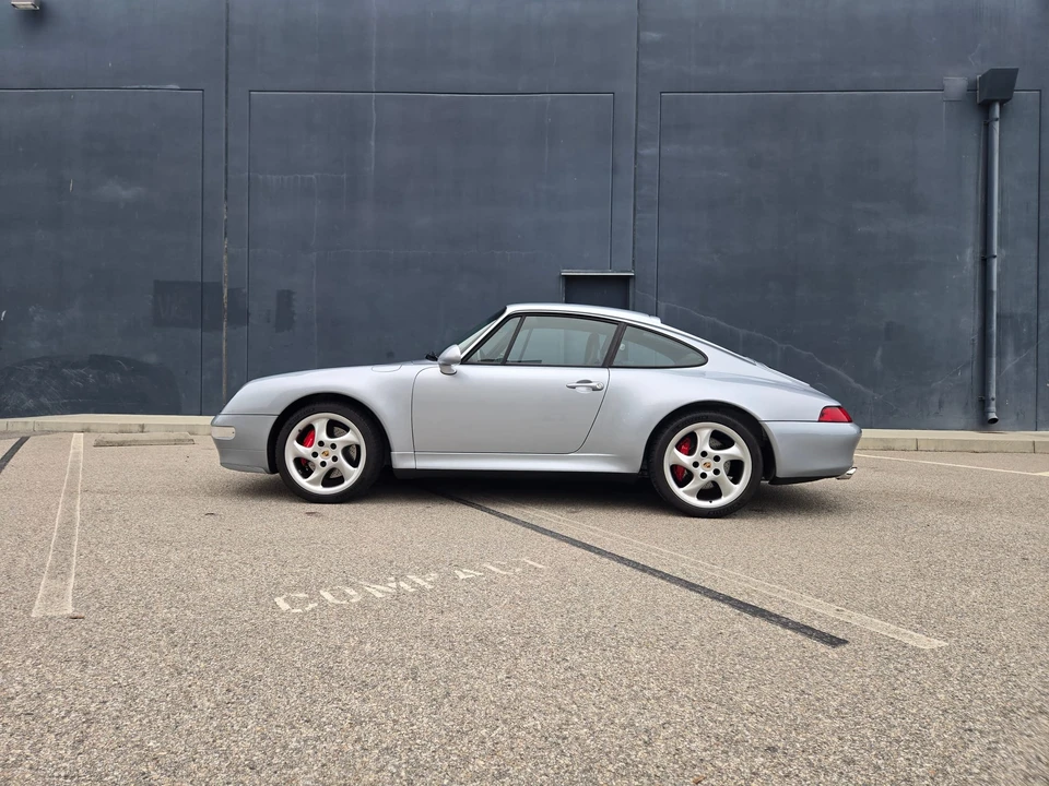 1996 Porsche 993 Carrera 4S - Image 9 of 31