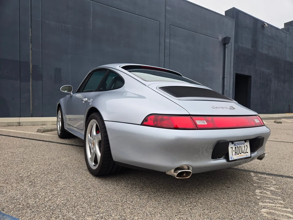 1996 Porsche 993 Carrera 4S - Image 12 of 31