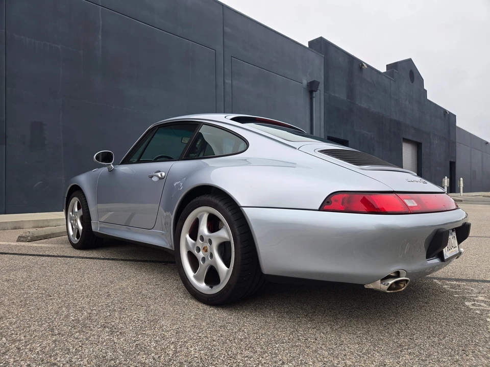 1996 Porsche 993 Carrera 4S - Image 16 of 31