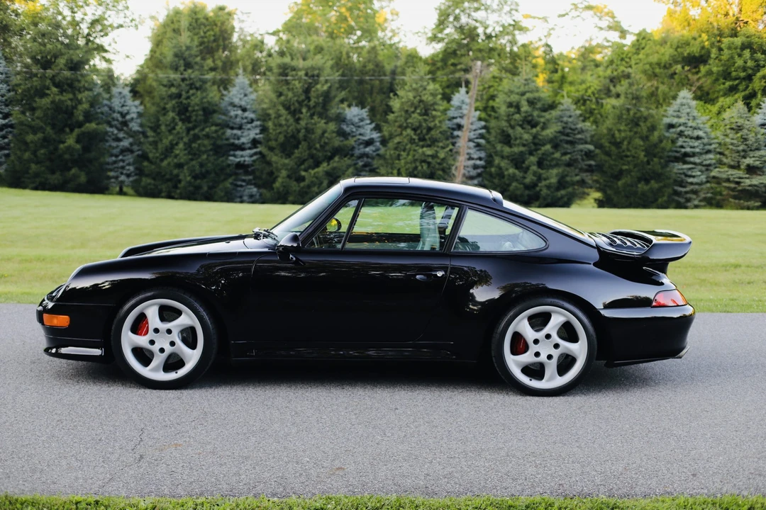 1996 Porsche 993 Carrera 4S - Image 25 of 31