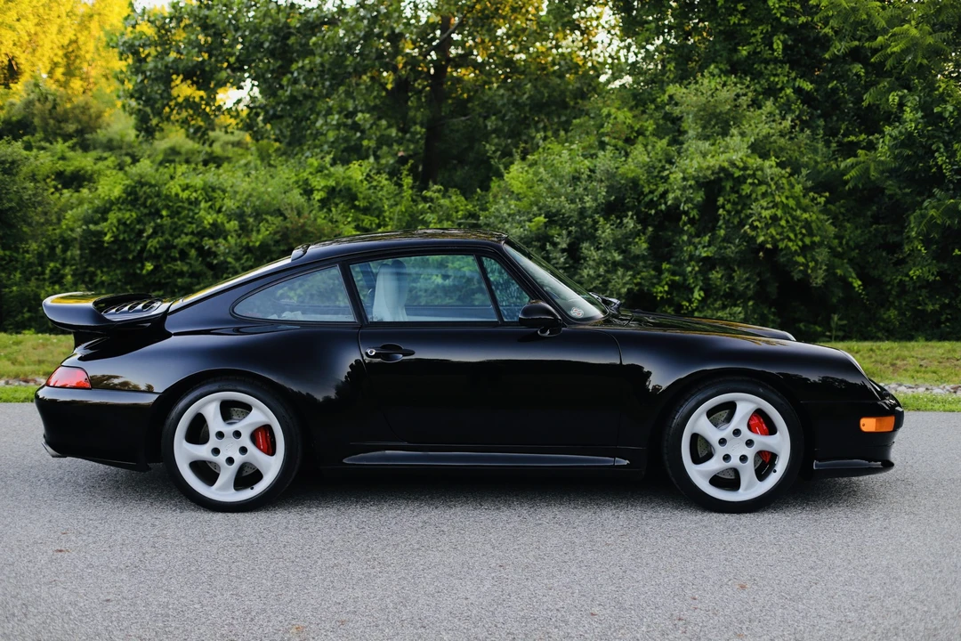 1996 Porsche 993 Carrera 4S - Image 12 of 31