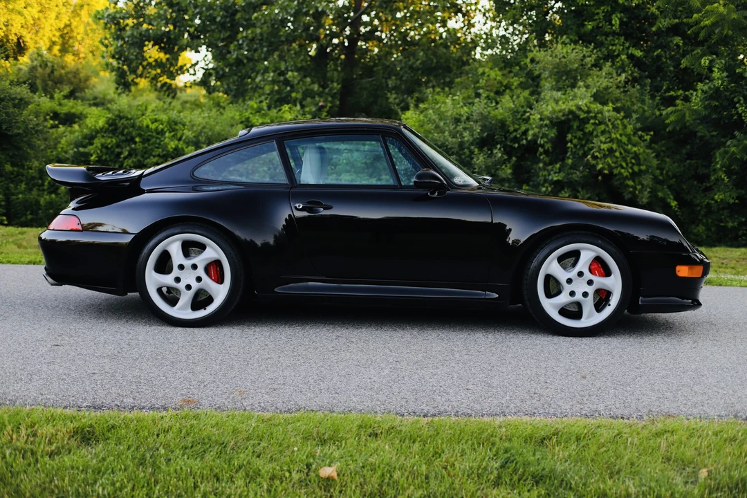 1996 Porsche 993 Carrera 4S - Image 13 of 31