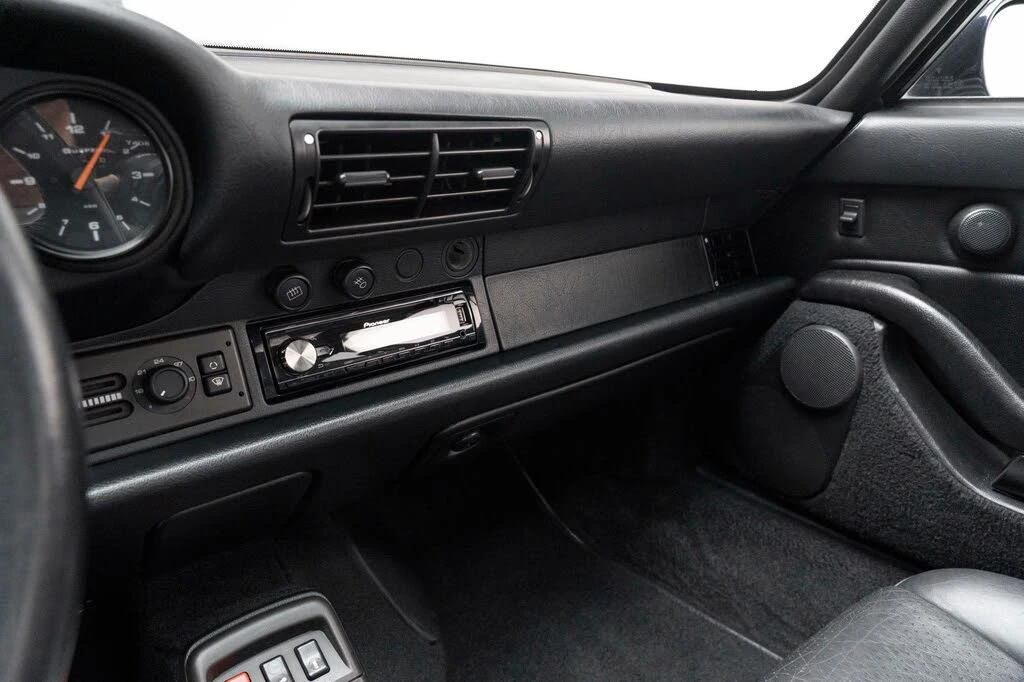 1996 Porsche 993 Carrera 4S - Image 27 of 31