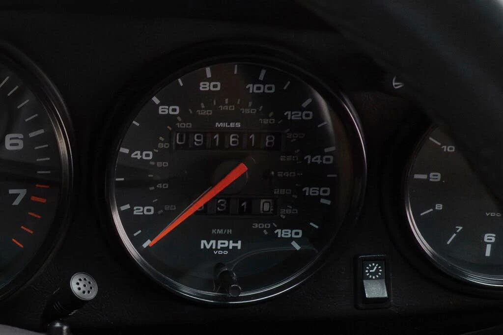 1996 Porsche 993 Carrera 4S - Image 26 of 31