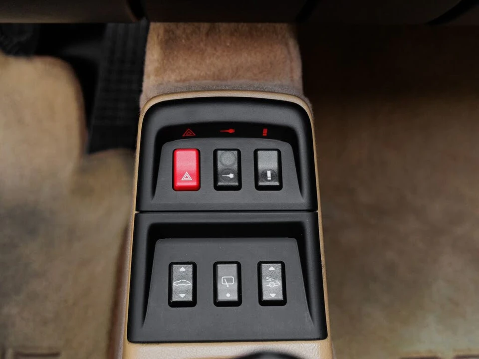 1996 Porsche 993 Carrera 4S - Image 29 of 31