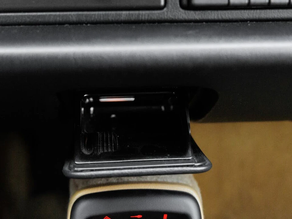 1996 Porsche 993 Carrera 4S - Image 26 of 31