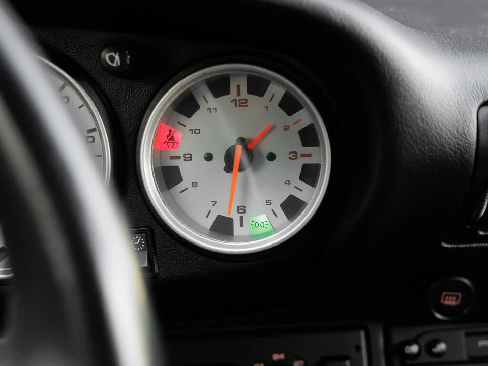 1996 Porsche 993 Carrera 4S - Image 22 of 31