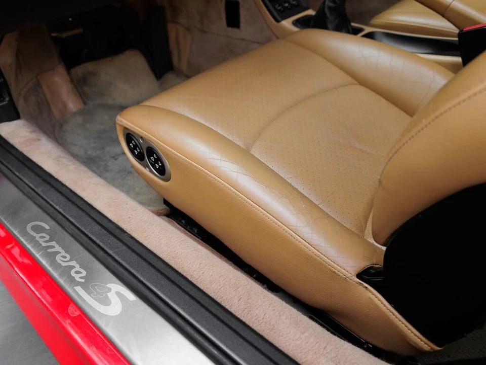 1996 Porsche 993 Carrera 4S - Image 15 of 31