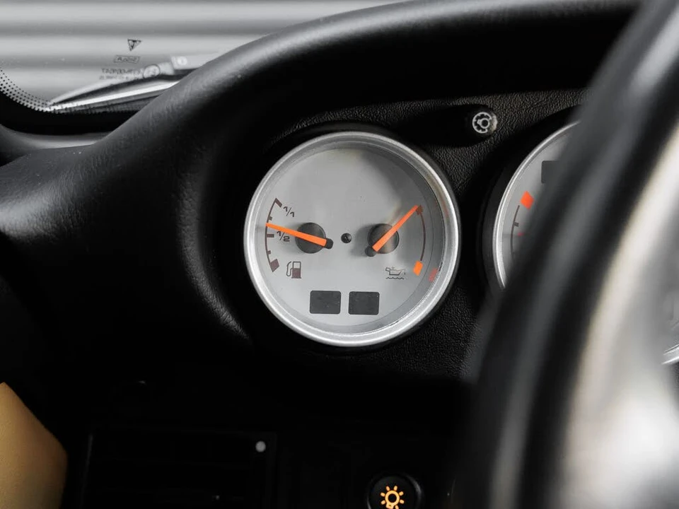 1996 Porsche 993 Carrera 4S - Image 20 of 31
