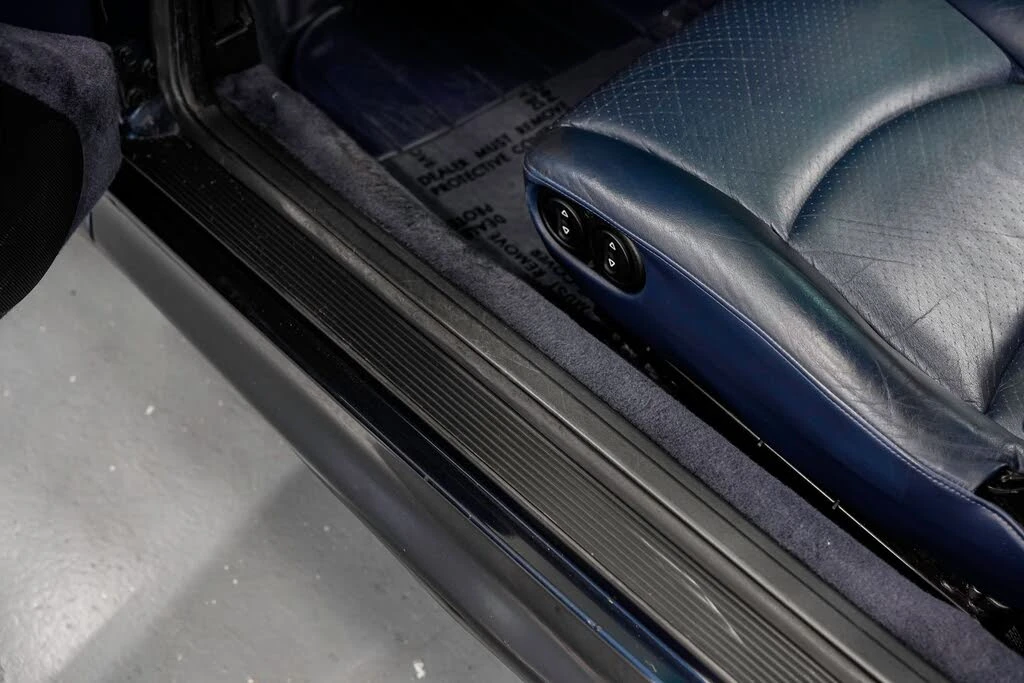 1996 Porsche 993 Carrera 4S - Image 24 of 31