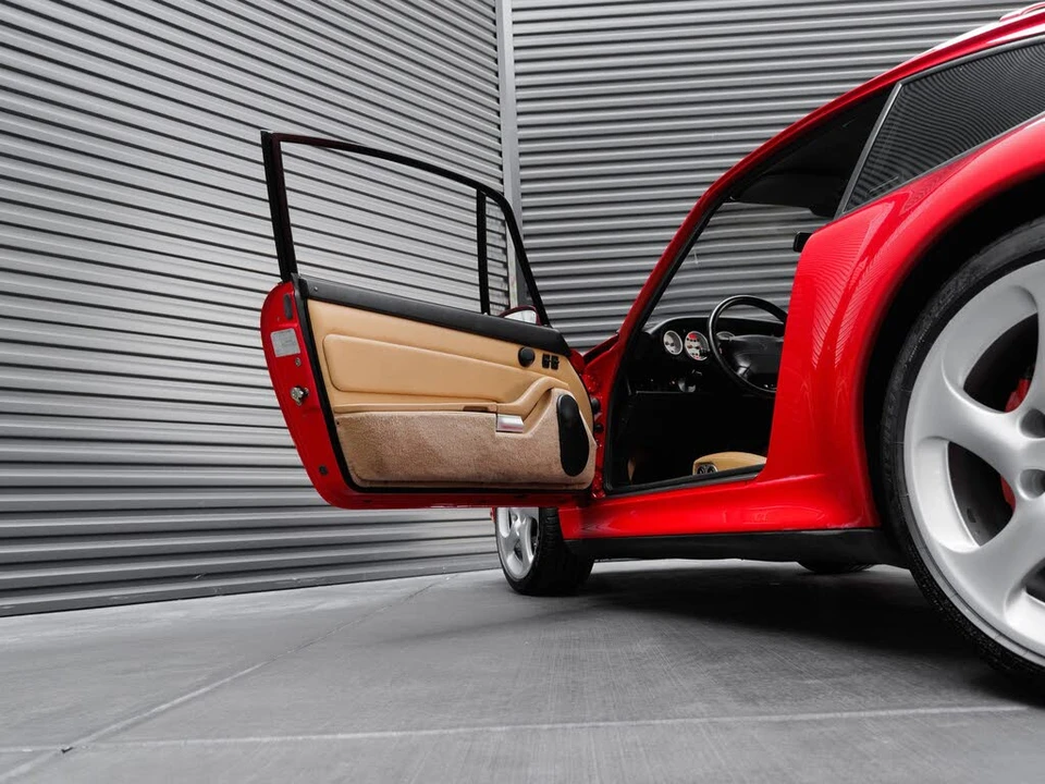1996 Porsche 993 Carrera 4S - Image 13 of 31