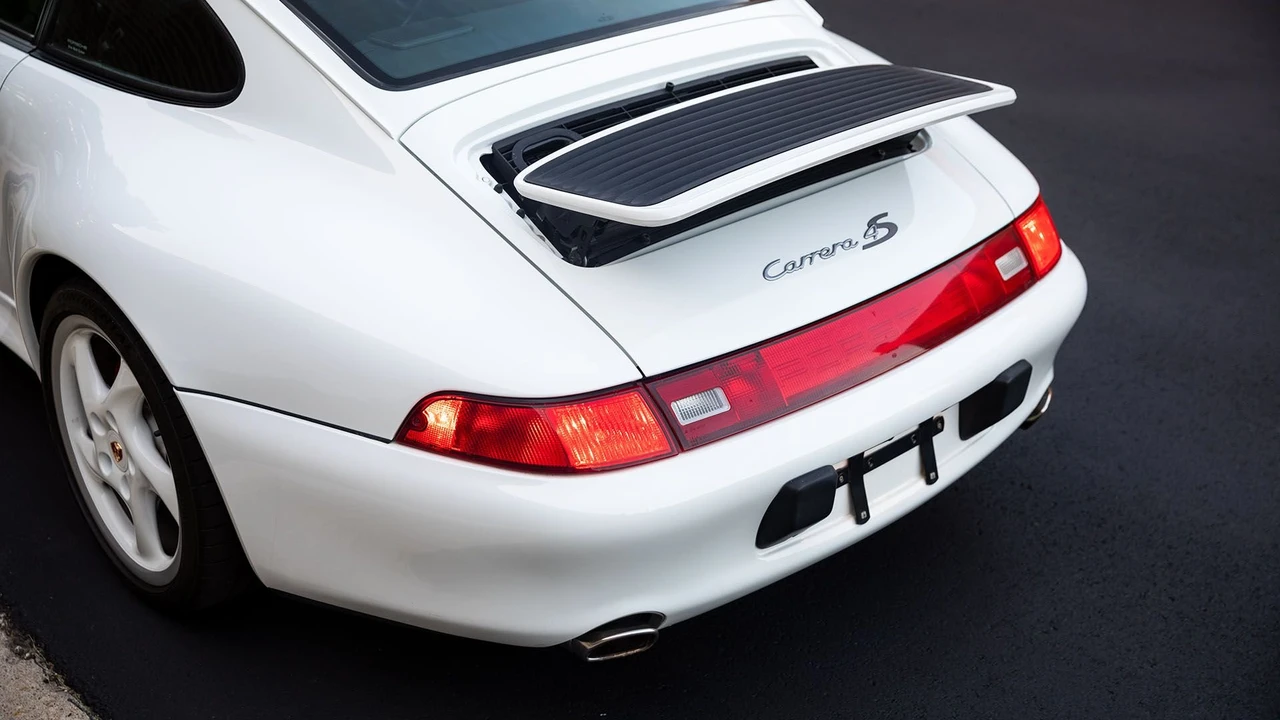 1996 Porsche 993 Carrera 4S - Image 27 of 31