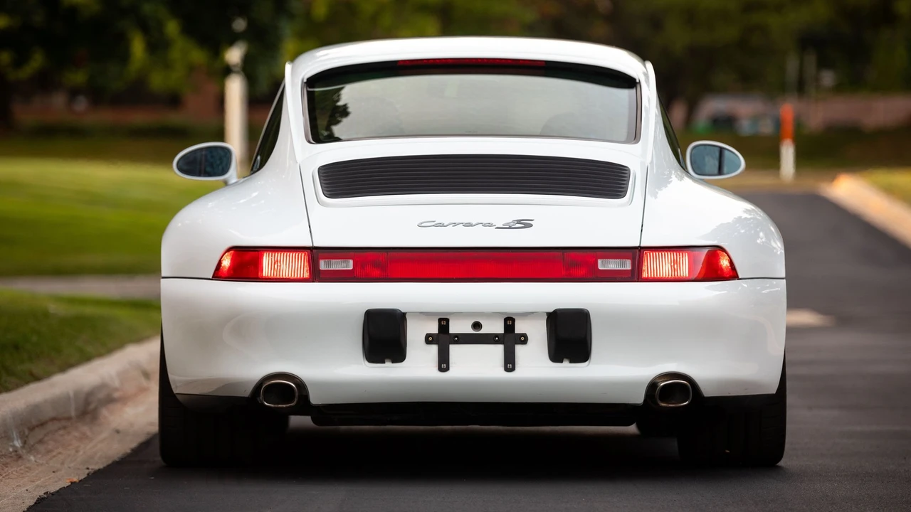 1996 Porsche 993 Carrera 4S - Image 12 of 31