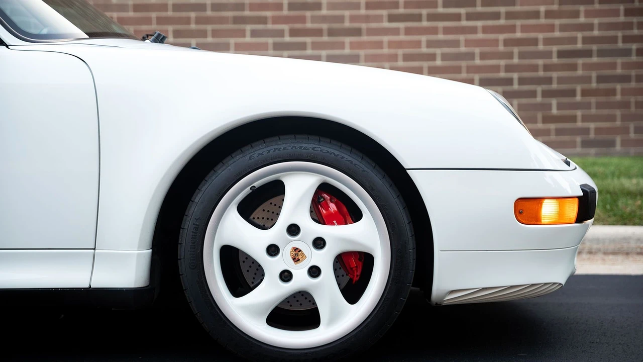 1996 Porsche 993 Carrera 4S - Image 21 of 31