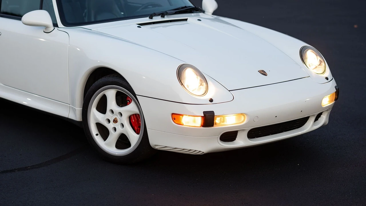 1996 Porsche 993 Carrera 4S - Image 17 of 31