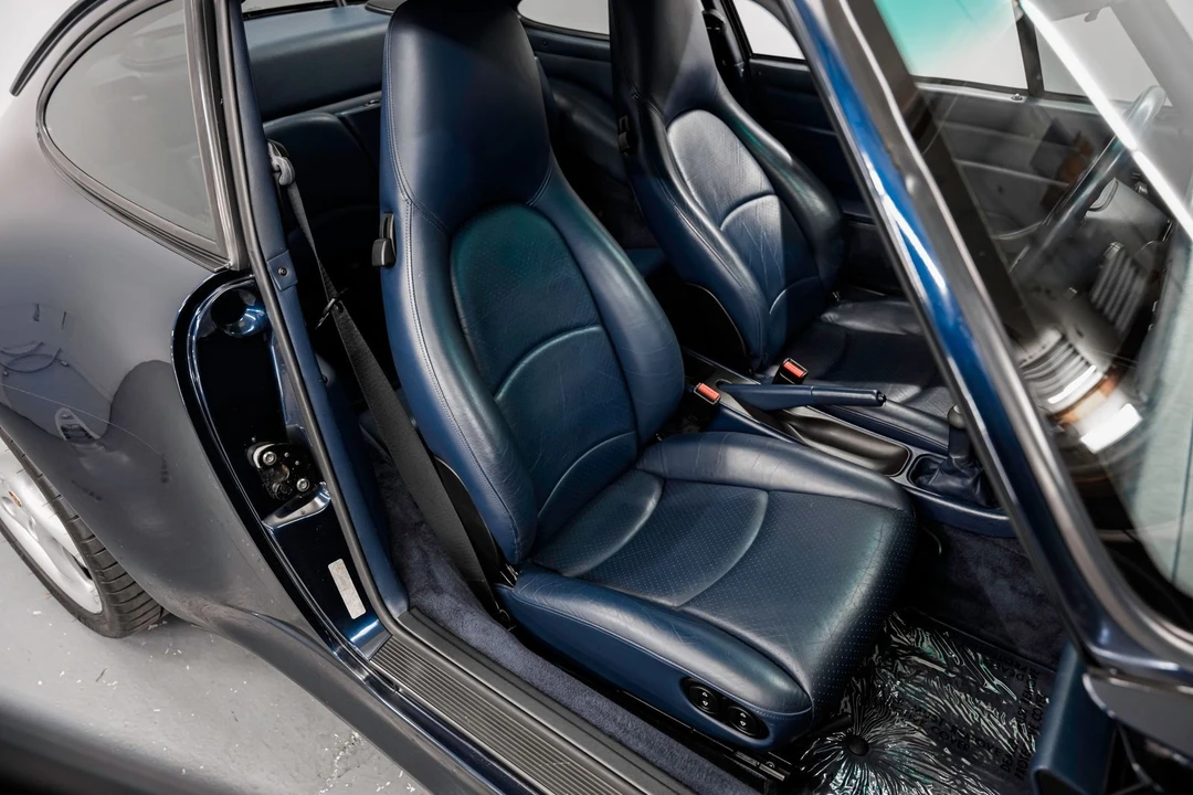 1996 Porsche 993 Carrera 4S - Image 28 of 31