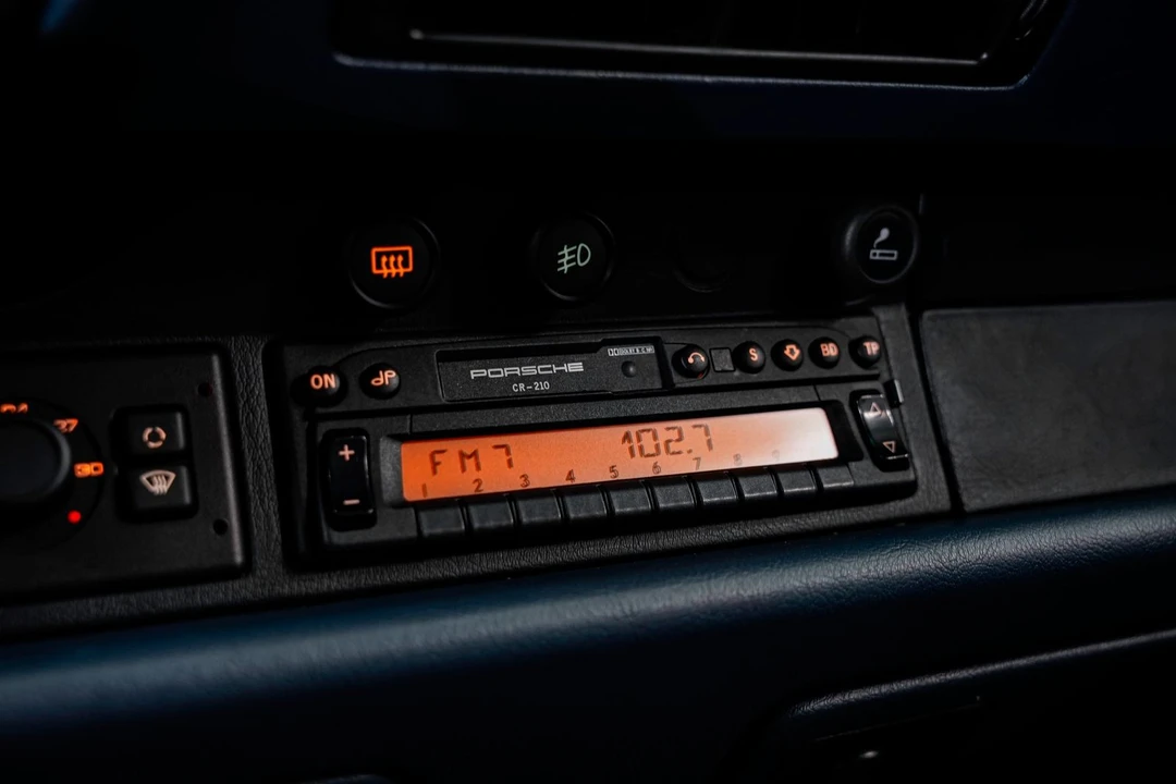 1996 Porsche 993 Carrera 4S - Image 15 of 31
