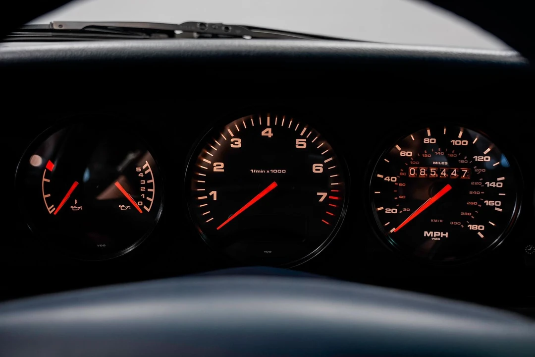 1996 Porsche 993 Carrera 4S - Image 12 of 31