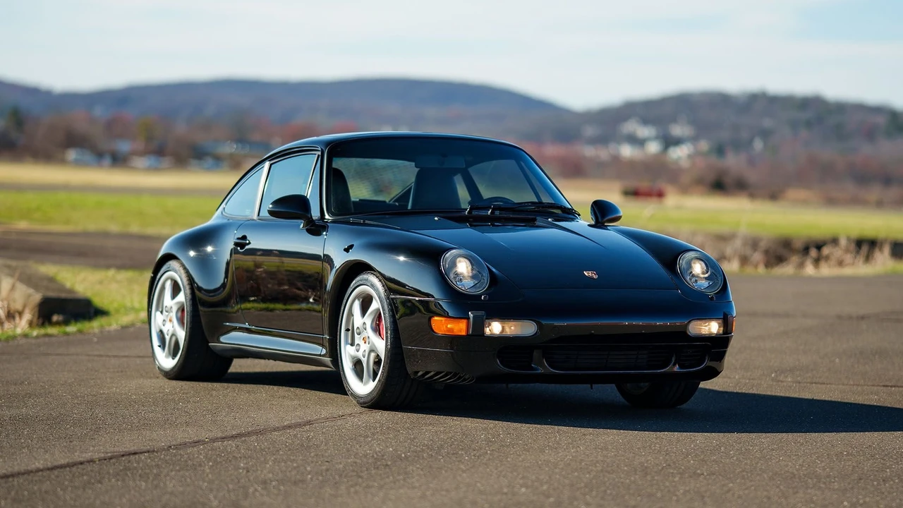1996 Porsche 993 Carrera 4S - Image 16 of 31