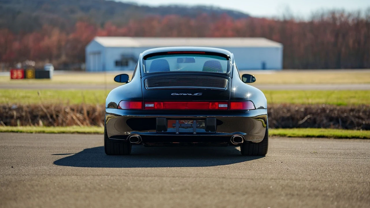 1996 Porsche 993 Carrera 4S - Image 6 of 31