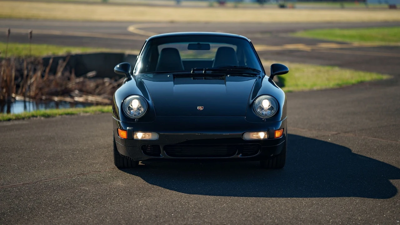 1996 Porsche 993 Carrera 4S - Image 19 of 31