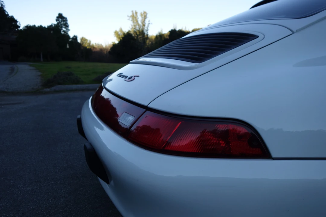 1996 Porsche 993 Carrera 4S - Image 18 of 31