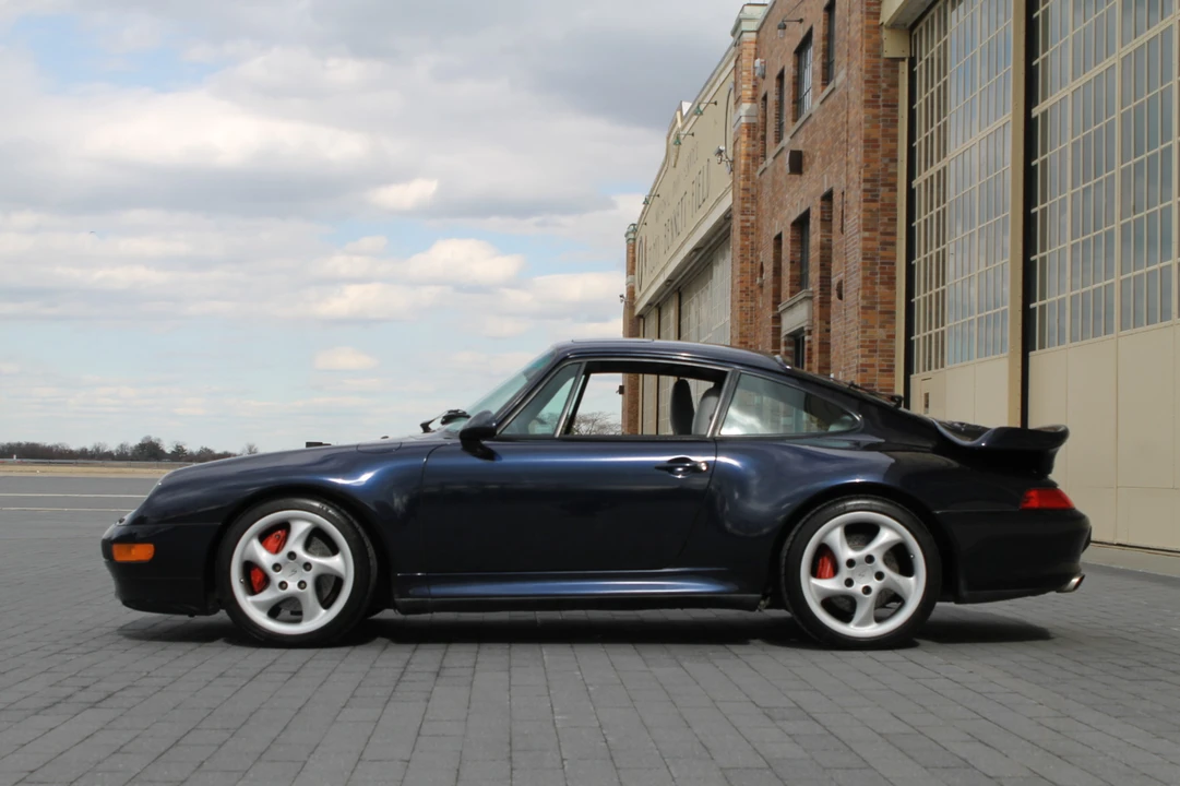 1996 Porsche 993 Carrera 4S - Image 3 of 31