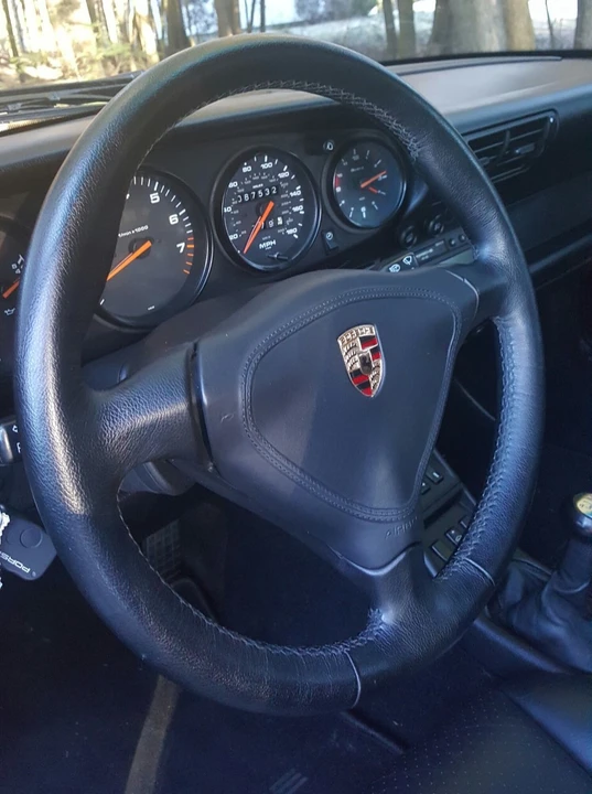 1996 Porsche 993 Carrera - Image 24 of 31