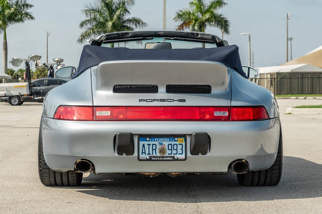 1996 Porsche 993 Carrera - Image 14 of 31