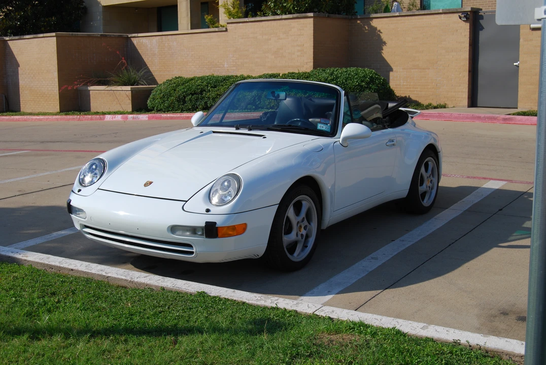 1996 Porsche 993 Carrera - Image 2 of 31