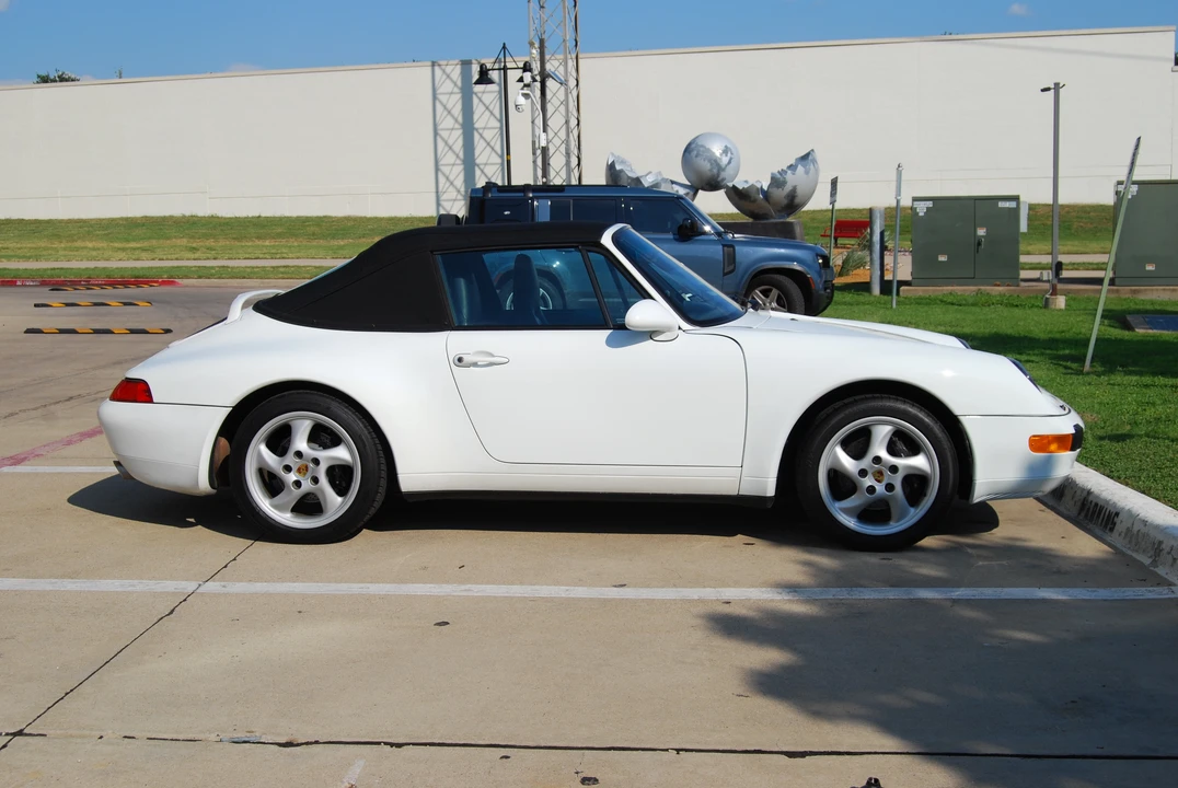 1996 Porsche 993 Carrera - Image 16 of 31