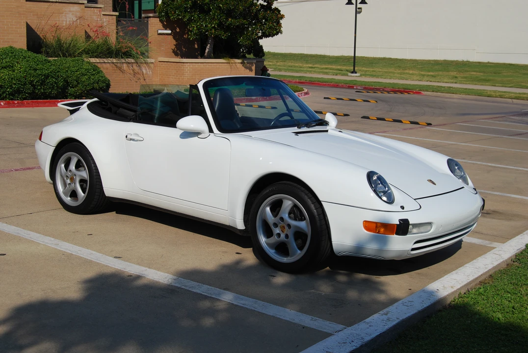 1996 Porsche 993 Carrera - Image 4 of 31